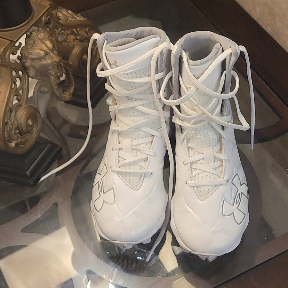 Under armour kids cleats
